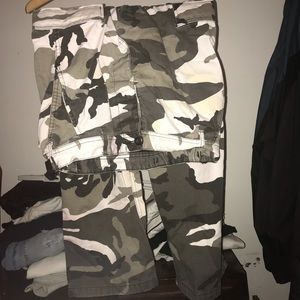 ✨Rothko Colored Camo✨